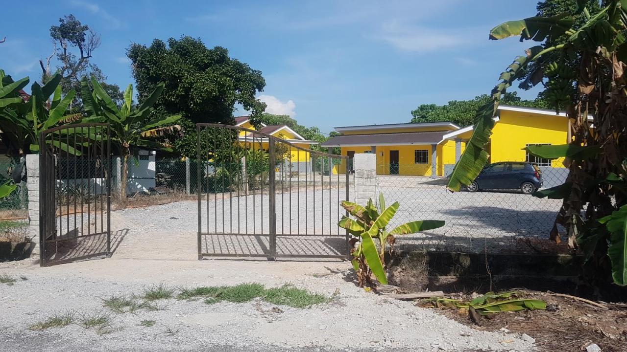 Room/homestay Nazadja Homestay Sungai Besar