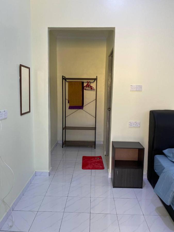 Room/homestay Nazadja Homestay Sungai Besar